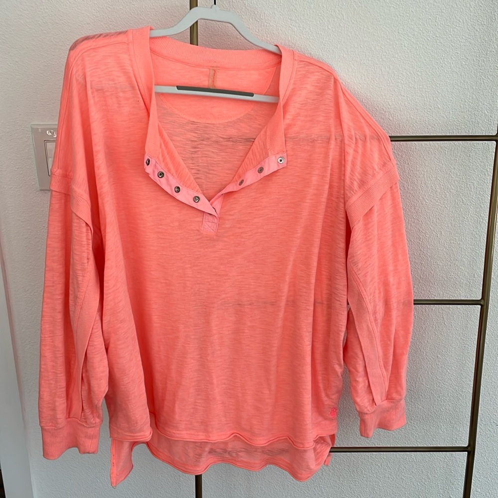 FP Movement by Free People Coral Pink Lightweight Pullover Top